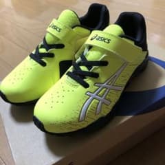 アシックスレーザービーム　20センチのサムネイル