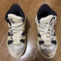 Nike Kyrie 8 バスケットボールシューズのサムネイル