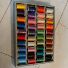 ブラザーミシン　刺繍糸　40本のサムネイル