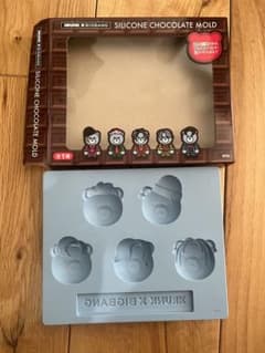 KRUNK BIGBANGベア　シリコンチョコレート　型のサムネイル