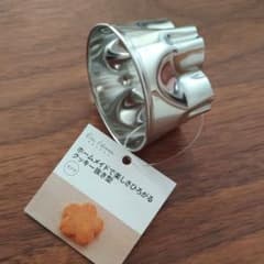 クッキー　抜き型　サクラのサムネイル