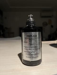 メゾンマルジェライ　香水　Flying 100ml 箱無し メゾンマルジェライ 香水 Flying 100ml 箱無し - メルカリ