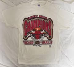 1997 NBA Champions Chicago Bulls Tシャツ M - メルカリ