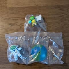 ガチャピンチャレンジ宇宙遊泳青と三ツ矢サイダー宇宙飛行士ガチャピンのセットのサムネイル