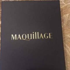 新品未使用 マキアージュ 香水、白粉、グロスセットのサムネイル
