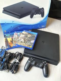 PlayStation4 CUH-2100A 500GB &ソフト3本付きのサムネイル