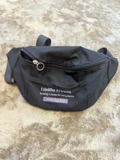 ボディバッグ ブラック Lindha Friendsのサムネイル