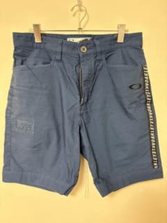 OAKLEY ショートパンツ ネイビー メンズのサムネイル