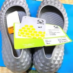 crocs super molded flatのサムネイル