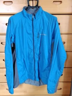 mont-bell ライトシェルジャケット Men's サイズL（収納袋付）のサムネイル