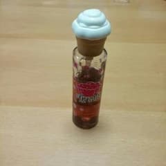 値下げ！ジェシカシンプソン　バニラアイスクリームのサムネイル