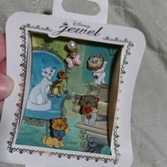 n...♥様専用出品マリーちゃん　イヤリングのサムネイル