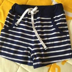 ショートパンツのサムネイル