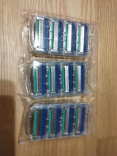 互換品 ジレット フュージョン 5枚刃 替刃 12個 髭剃り カミソリ ブルーのサムネイル