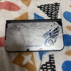 New Nintendo 3DS LL モンスター ハンター AGのサムネイル