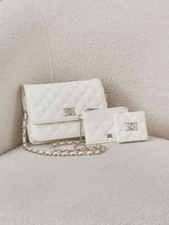 ダーリッチ Darich DDロゴキルティングトラベルセット ホワイト - メルカリ