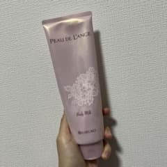 ポー・ド・ランジェボディミルクのサムネイル