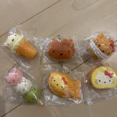 リーメント　キティ　ふにふにおやつマスコットのサムネイル