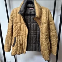 【美品】NOBLE EVE COLLECTION ダウン キルティング アウターのサムネイル