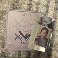 XLOV I’God Iver ルイ ヒョンのサムネイル
