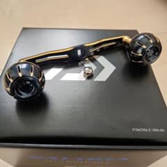 美品 ダイワ ソルティガIC 純正ハンドル 140㎜ロングハンドル 右巻