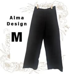 【美品】ニットボトムスのサムネイル
