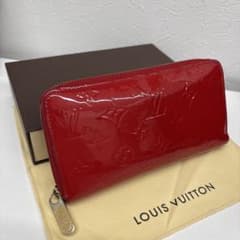 ルイヴィトン ヴェルニ ジッピーウォレット 長財布 レッド 赤