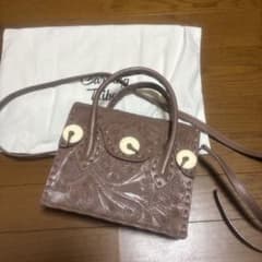 Carving Tribes ショルダーバッグ レザー カービング - メルカリ