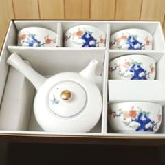 【未使用】有田焼　急須と茶碗５個セットのサムネイル