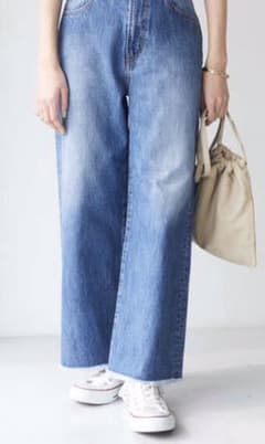 ★新品★ Mサイズ★クロップドキックフレアーデニムのサムネイル