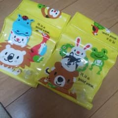 腕浮き輪のサムネイル