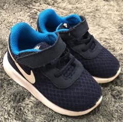 NIKE ナイキ スニーカーのサムネイル
