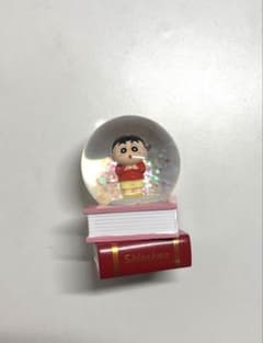 クレヨンしんちゃん スノードーム 光るのサムネイル