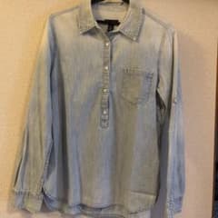 Gap デニムシャツ 長袖 ライトブルー Sサイズのサムネイル