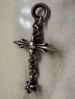 クロムハーツ Chrome Hearts ローリークロス チャーム ネックレスのサムネイル