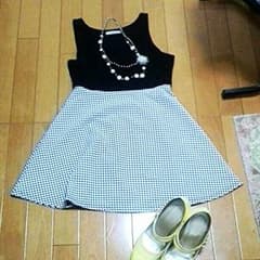 リップサービス、試着のみ美品のサムネイル