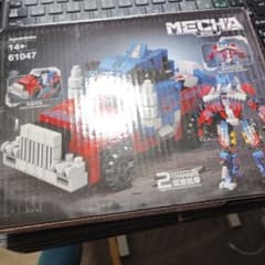 オプティマスプライム組み立てキットプラスαのサムネイル