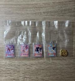 アイカツガチャガチャ神崎美月、星宮いちごのサムネイル