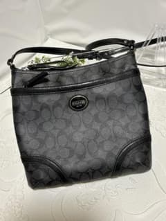 #早い者勝ち　コーチ　COACH  ショルダーバッグ　ユーズド品　ブラックのサムネイル