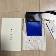 MARNI マルニ スマホケース スマホホルダー スマホショルダーのサムネイル