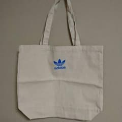 adidas トートバッグのサムネイル