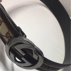 GUCCIのベルトのサムネイル