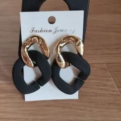 ピアス 新品未使用のサムネイル
