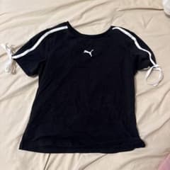 PUMA 半袖Tシャツ ブラック 袖リボンのサムネイル