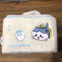 ちいかわ バニティポーチ ハチワレのサムネイル