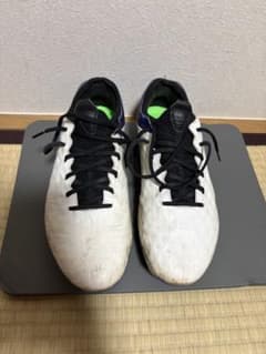 NIKE TIEMPO サッカースパイク 3連休限定価格！のサムネイル
