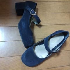 スエード調 ハートバックル パンプス　ロリィタ ストラップのサムネイル