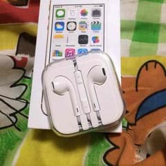 iPhone5 5s 純正 イヤホンのサムネイル