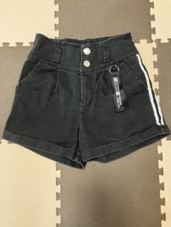 ラブトキシック　ショートパンツ　ブラックのサムネイル