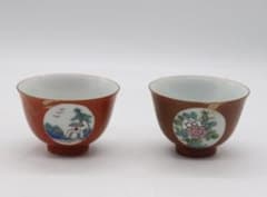 中国　紅釉金彩　粉彩湯呑み2点　茶器　送料込み0531 中国 紅釉金彩 粉彩湯呑み2点 茶器 送料込み0531 - メルカリ